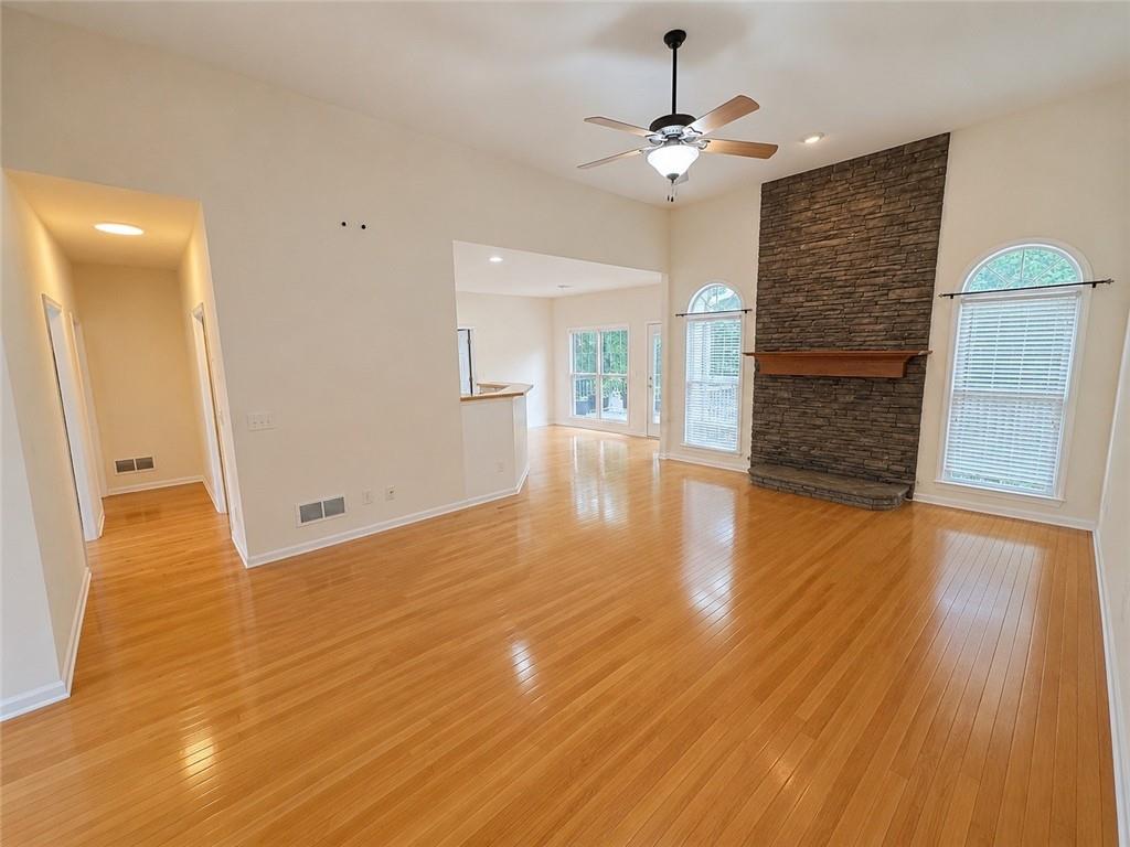9235 Waterside Drive Property Photo 8