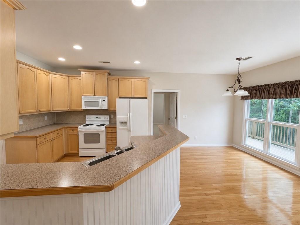 9235 Waterside Drive Property Photo 11