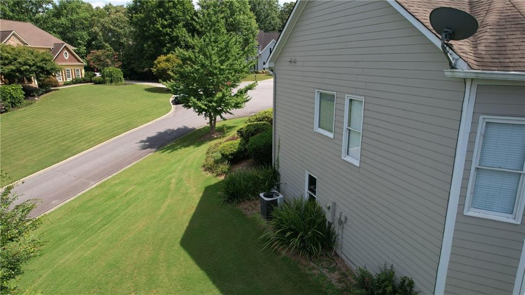 9235 Waterside Drive Property Photo 23