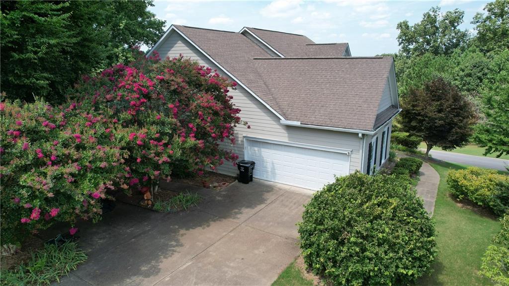 9235 Waterside Drive Property Photo 24