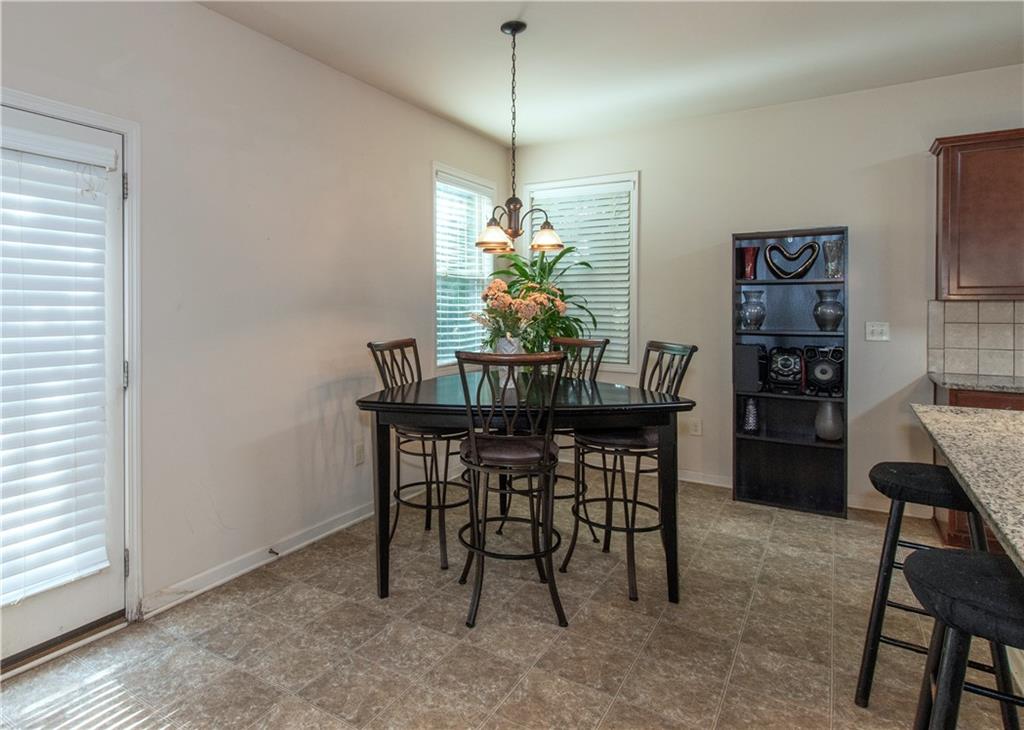 7728 Old Thyme Road Property Photo 9