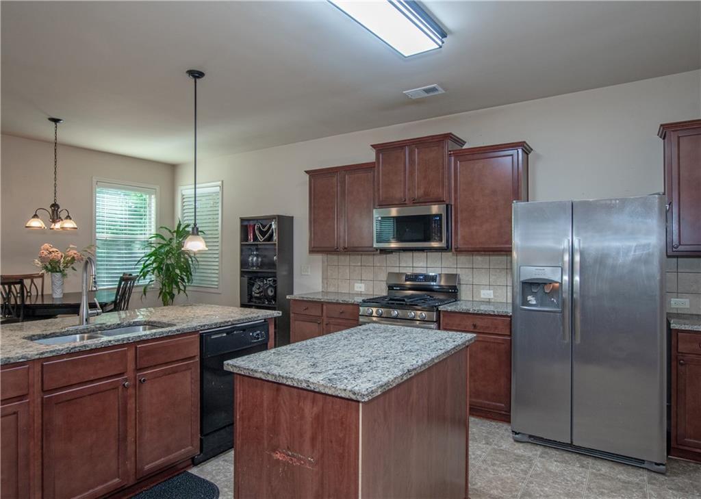 7728 Old Thyme Road Property Photo 11