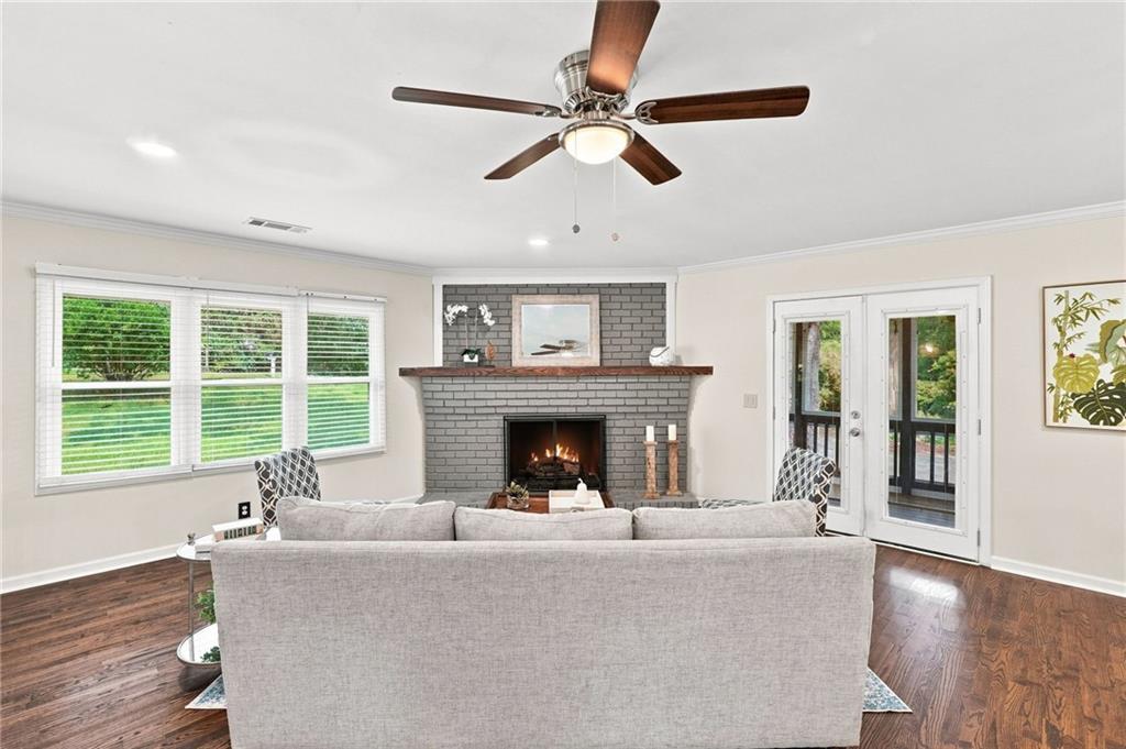 4691 Roberta Circle Property Photo 8