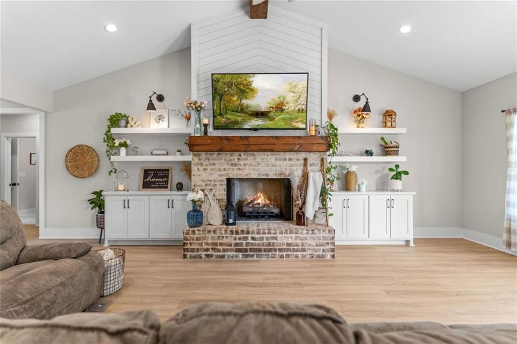 2890 Fears Road Property Photo 12