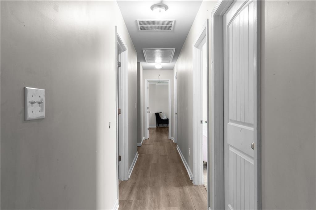 210 Silver Willow Walk Property Photo 22