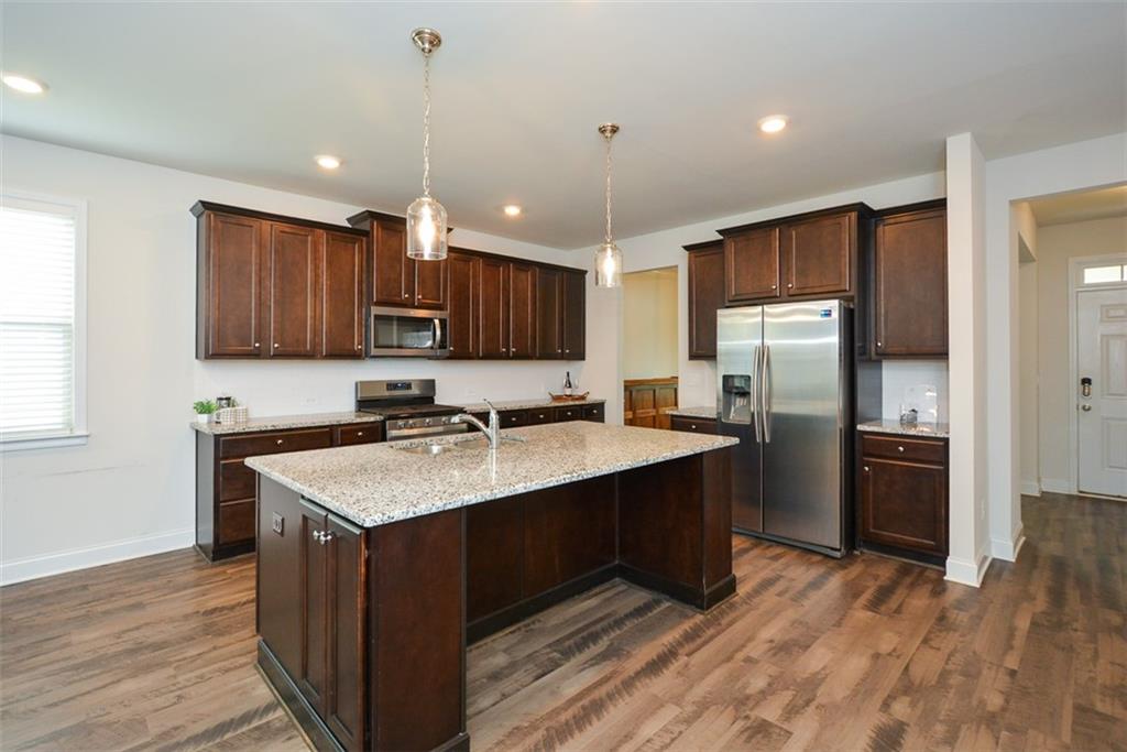 151 Rolling Hills Place Property Photo 8