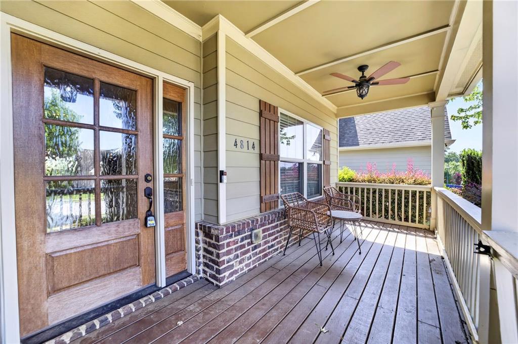 4814 Lost Creek Drive Property Photo 3