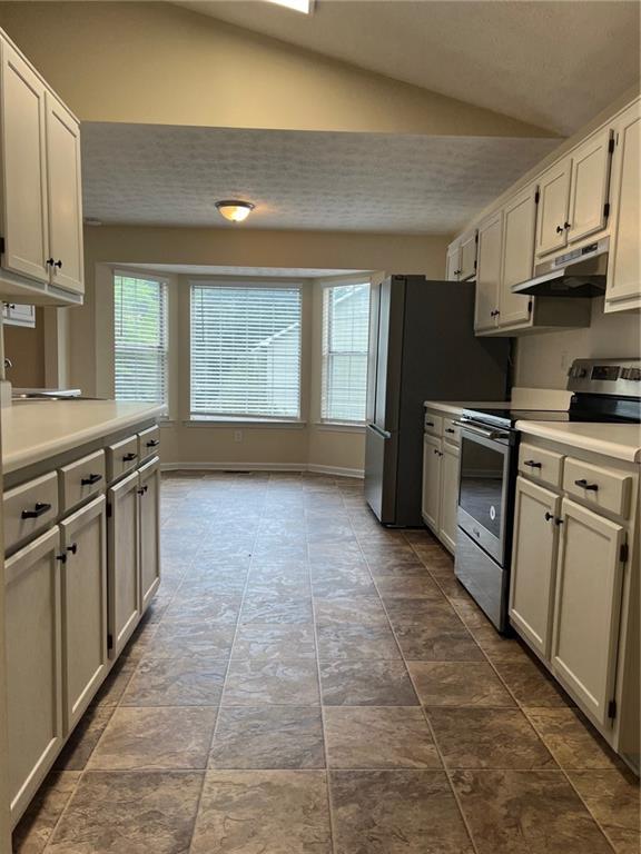 4197 Sterling Pointe Drive Property Photo 4