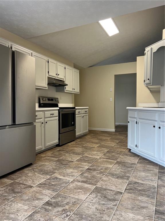 4197 Sterling Pointe Drive Property Photo 6