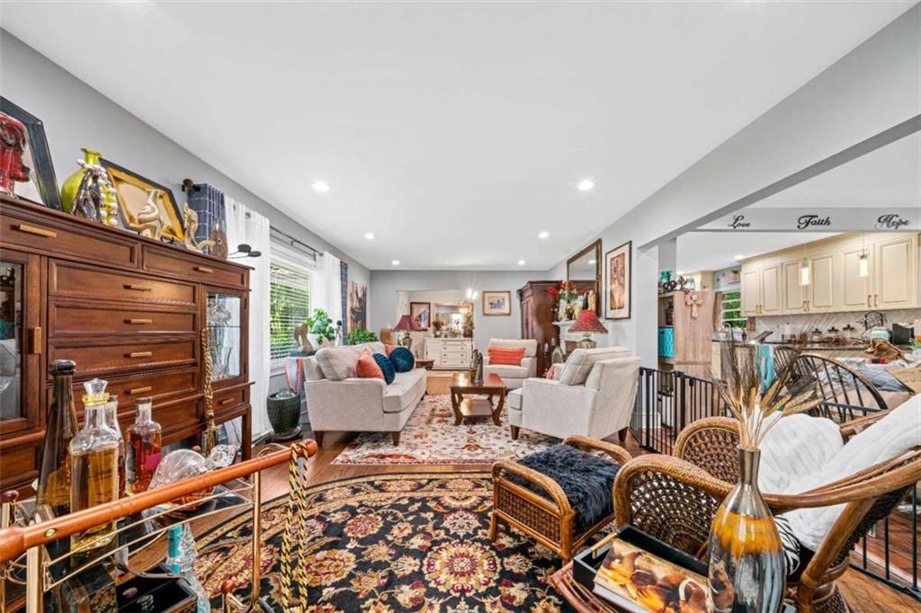 5 Robin Street Property Photo 6