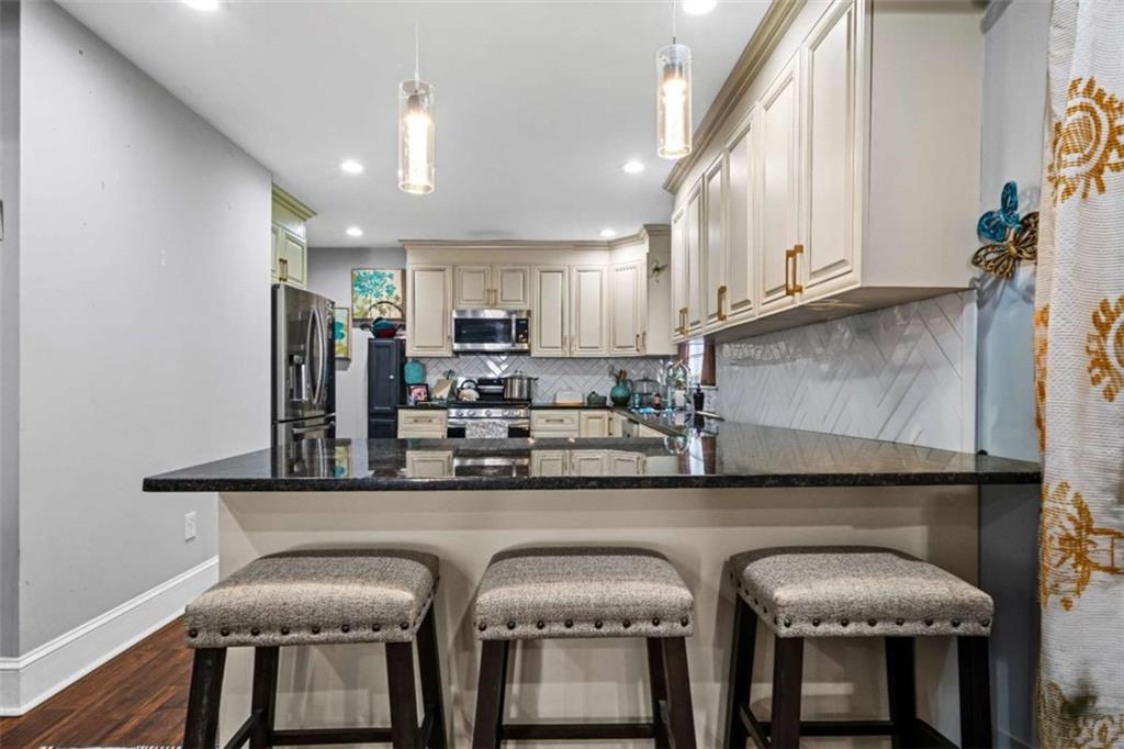 5 Robin Street Property Photo 11
