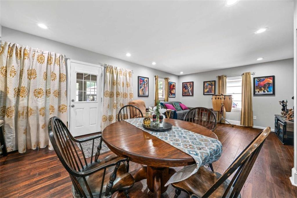 5 Robin Street Property Photo 14