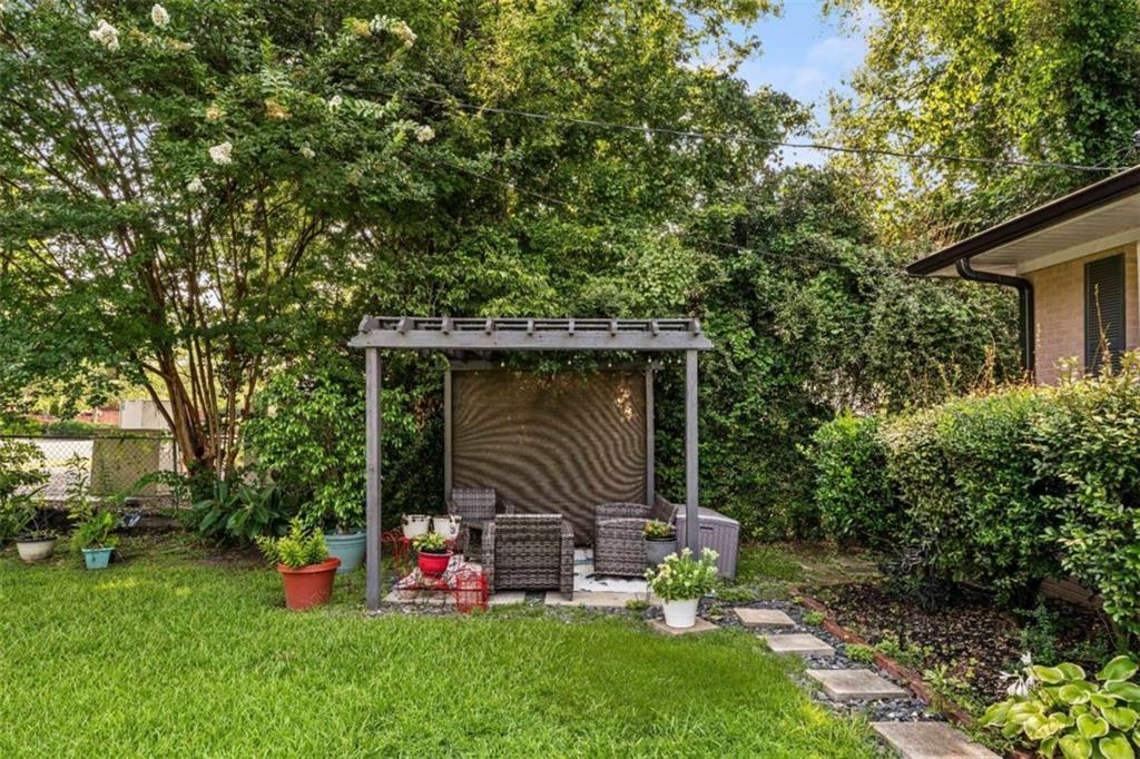 5 Robin Street Property Photo 28