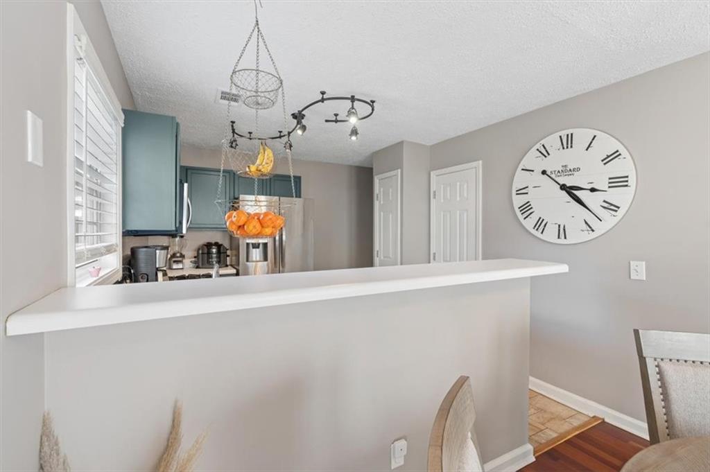 1061 Daventry Crossing Property Photo 10
