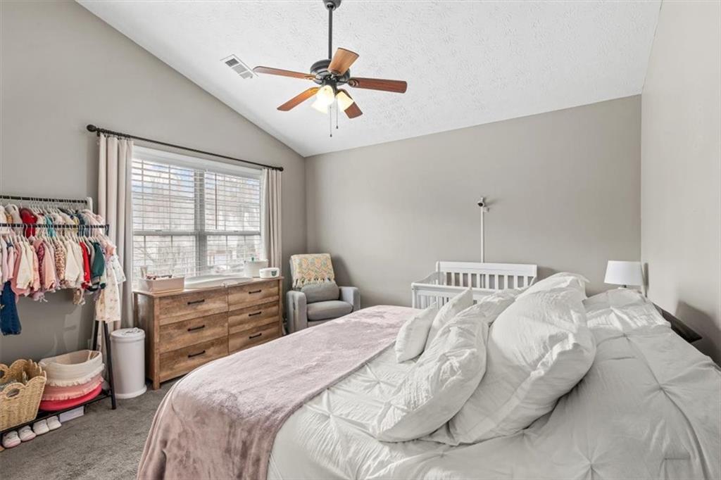 1061 Daventry Crossing Property Photo 11