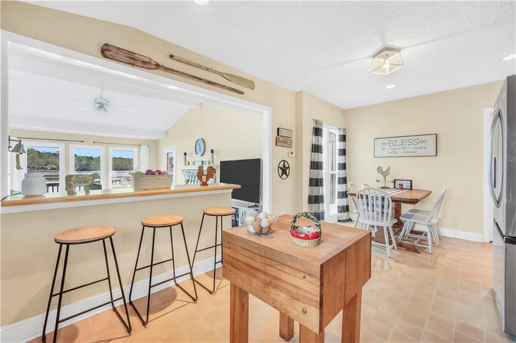 216 Deep Water Road Property Photo 10