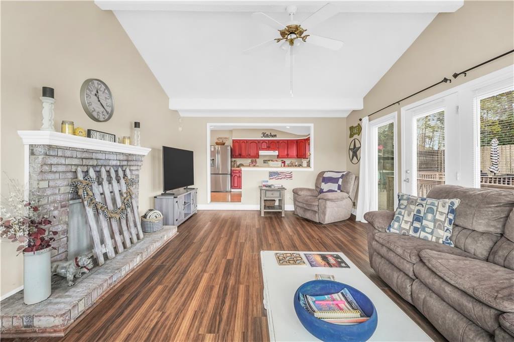 216 Deep Water Road Property Photo 11
