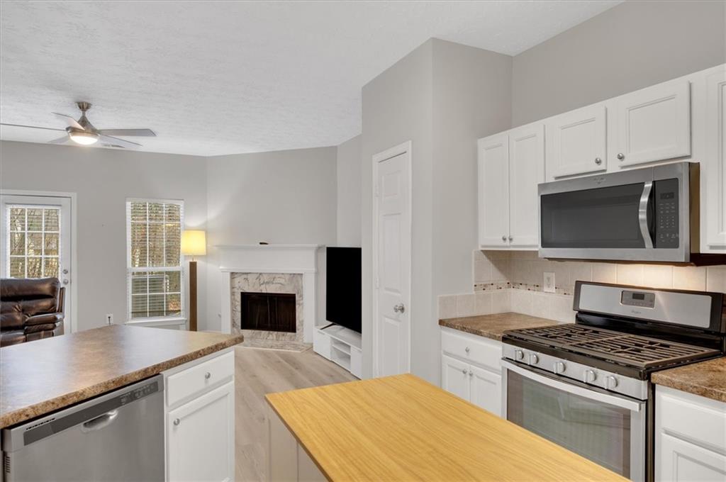 940 Tree Creek Boulevard Property Photo 12