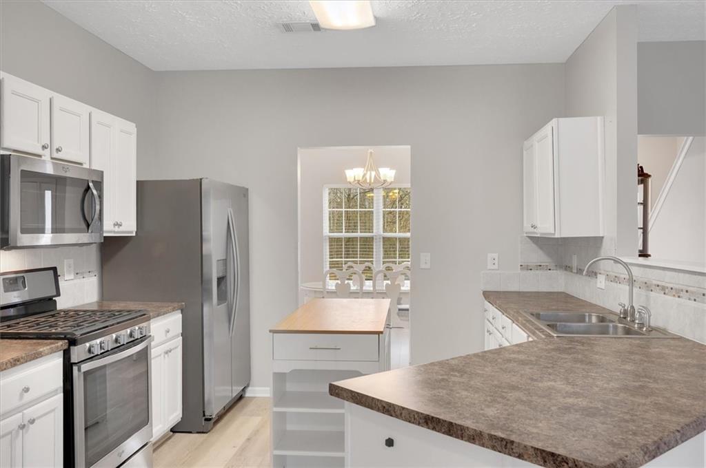 940 Tree Creek Boulevard Property Photo 15