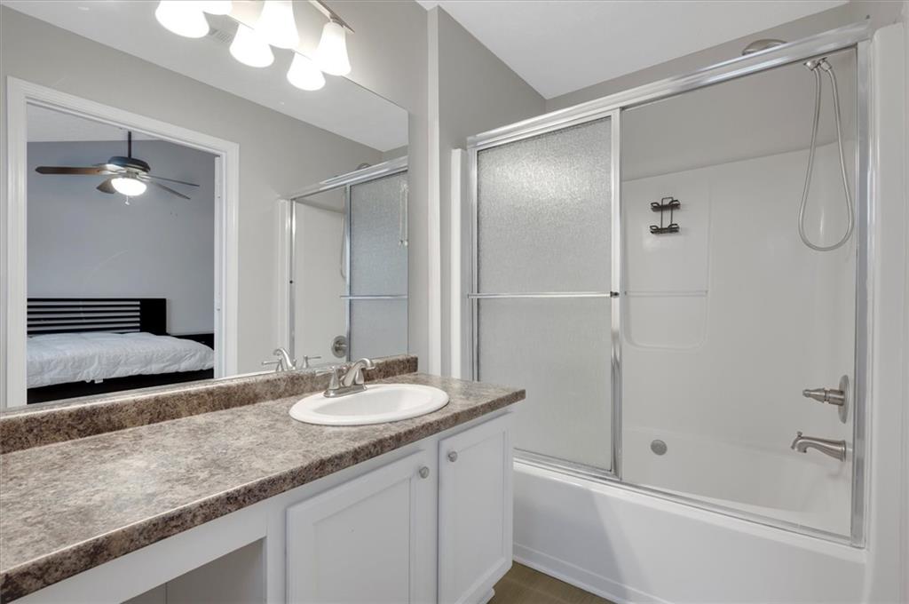 940 Tree Creek Boulevard Property Photo 26