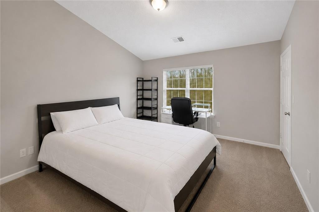 940 Tree Creek Boulevard Property Photo 29