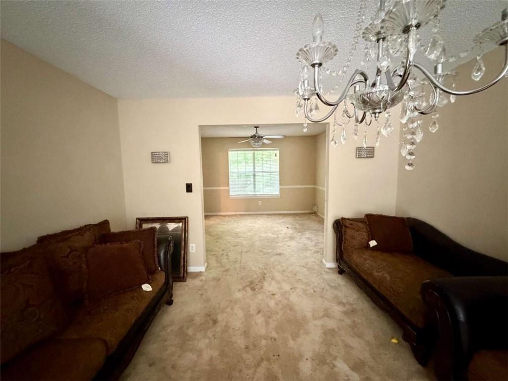 4323 Caroline Court Property Photo 3