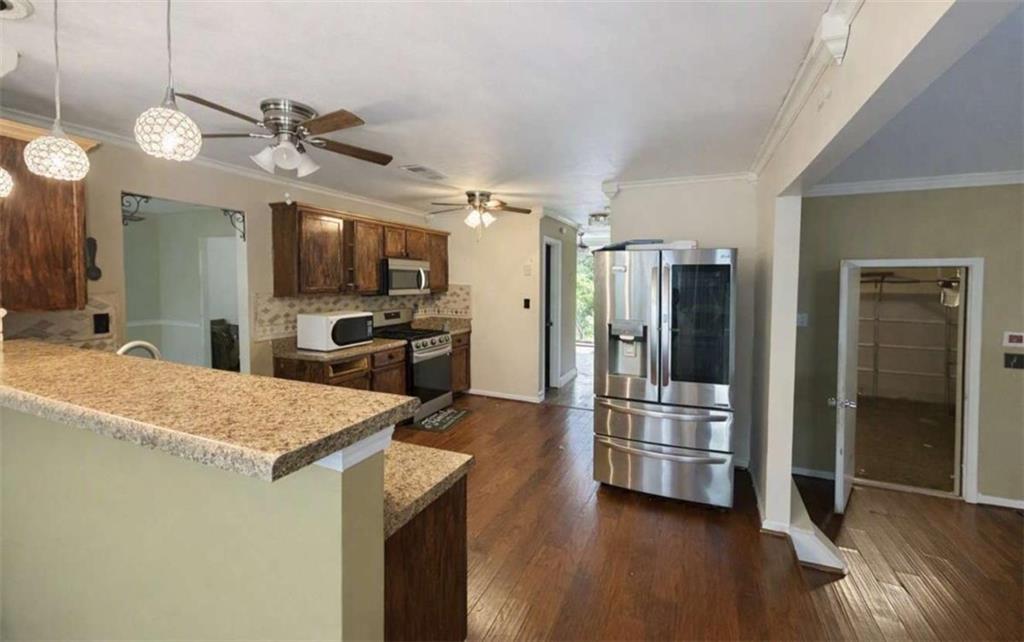 4323 Caroline Court Property Photo 7