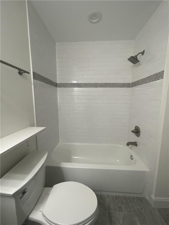 4034 Oak Glenn Drive Property Photo 12