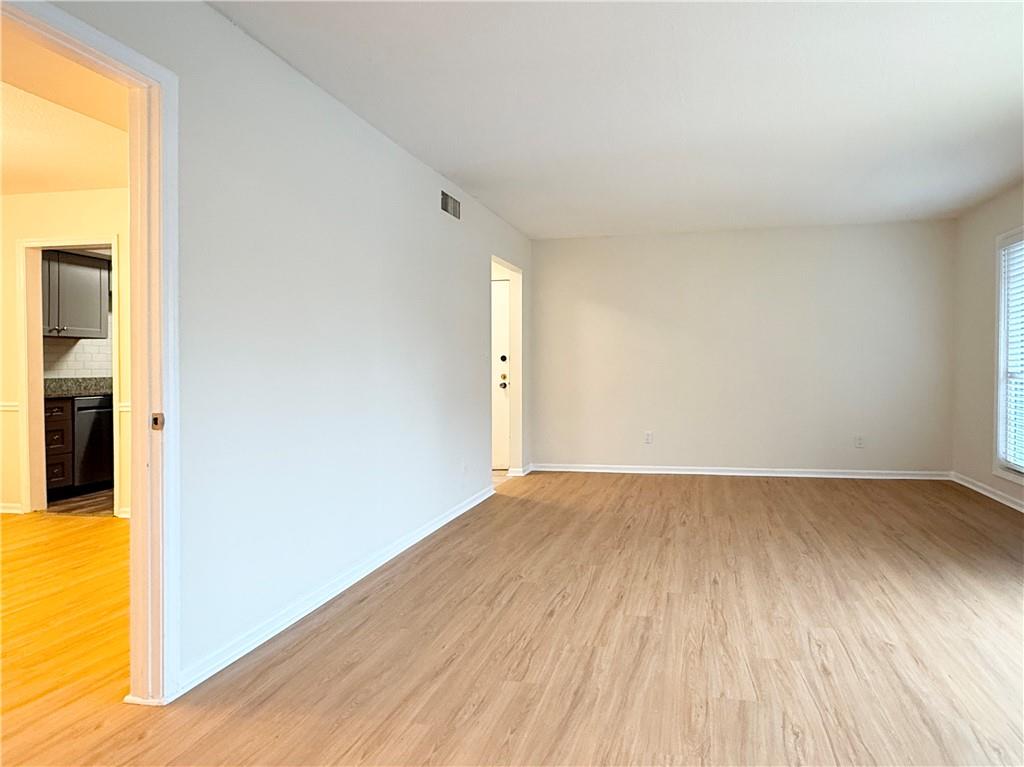 6851 Roswell Road Unit O34 Property Photo 4