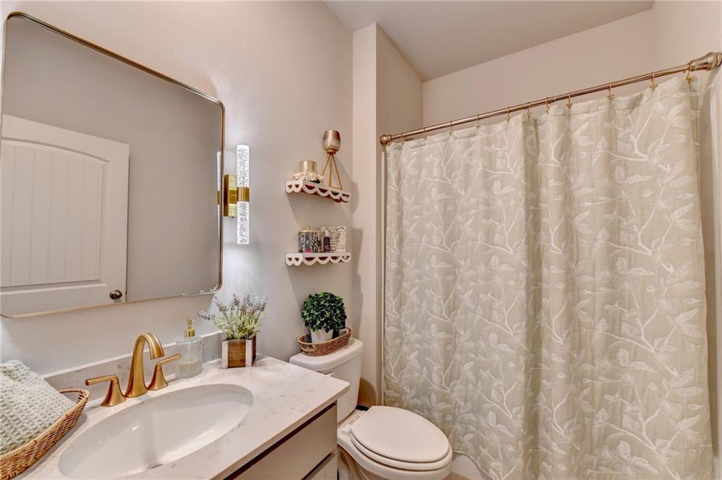 4027 Peregrine Way Property Photo 29