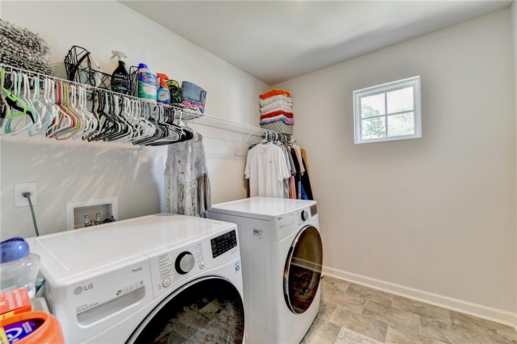 4027 Peregrine Way Property Photo 47