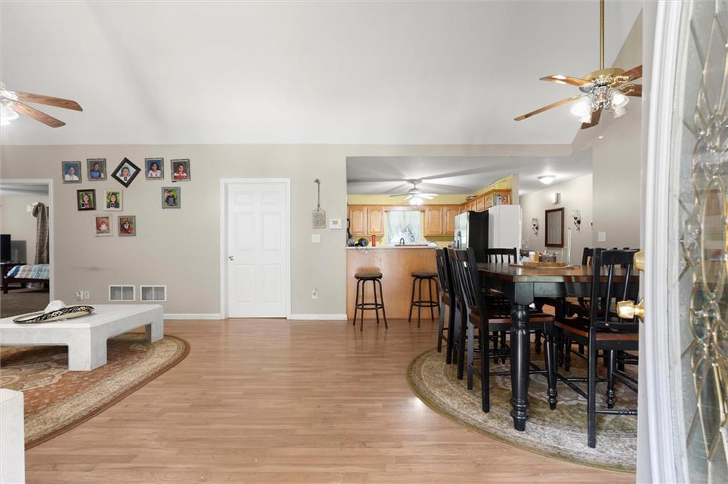 788 Nesbit Loop Ne Property Photo 12