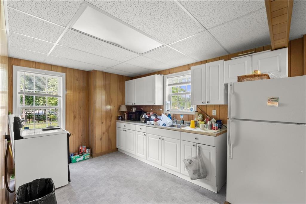 788 Nesbit Loop Ne Property Photo 26