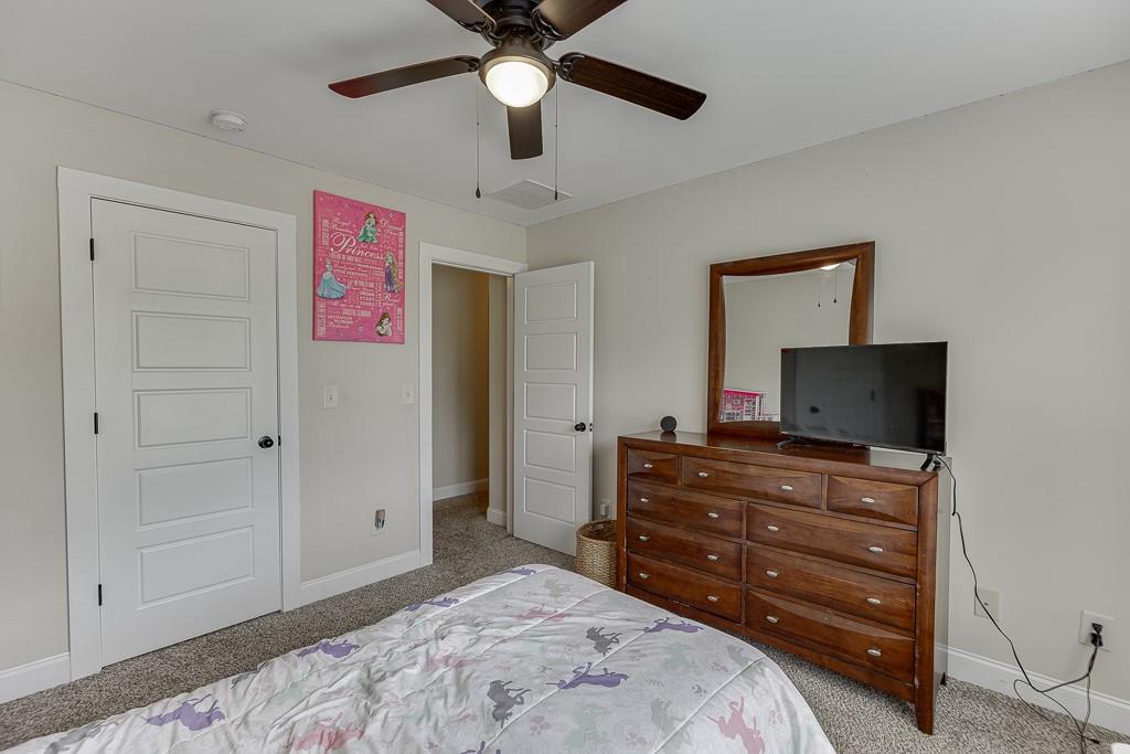 7814322 Property Photo 37