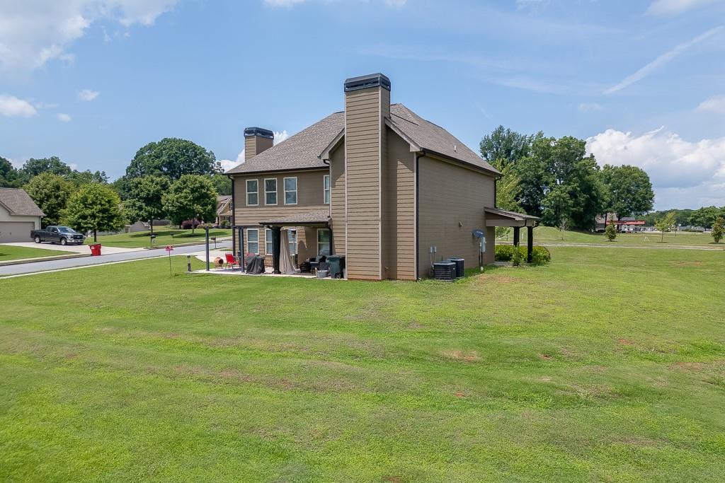 7814322 Property Photo 48