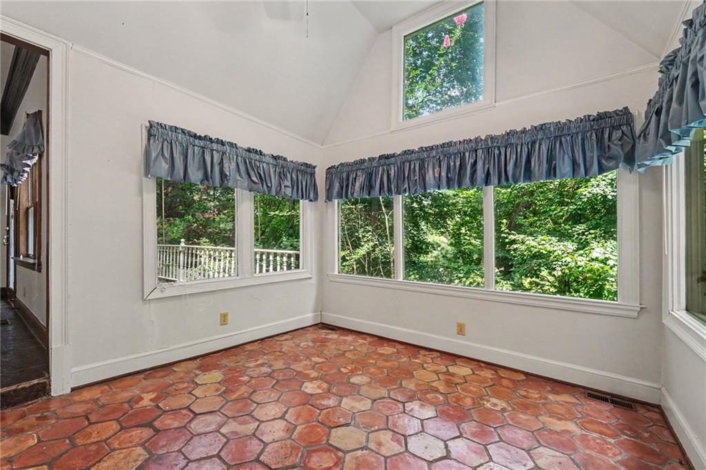 6415 River Chase Circle Property Photo 16