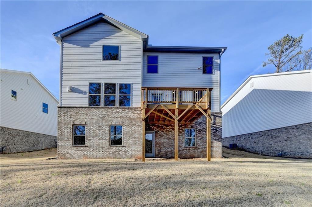 3328 Sir Gregory Manor Property Photo 2