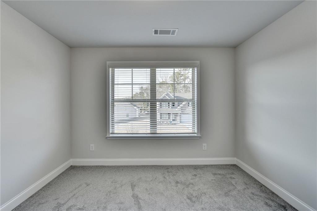 3328 Sir Gregory Manor Property Photo 31