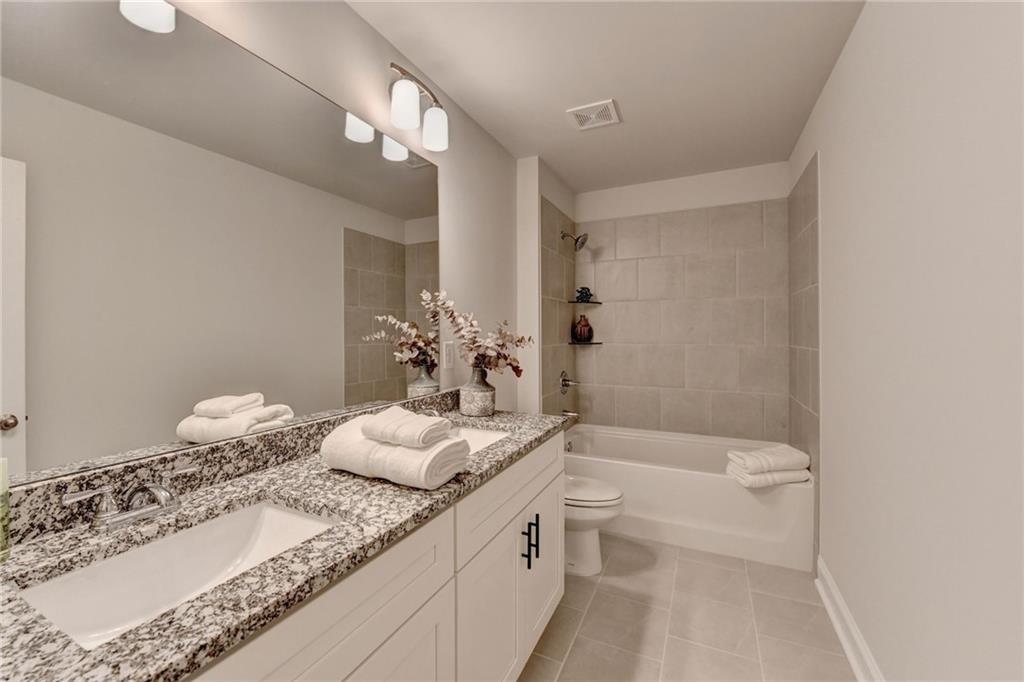3328 Sir Gregory Manor Property Photo 50