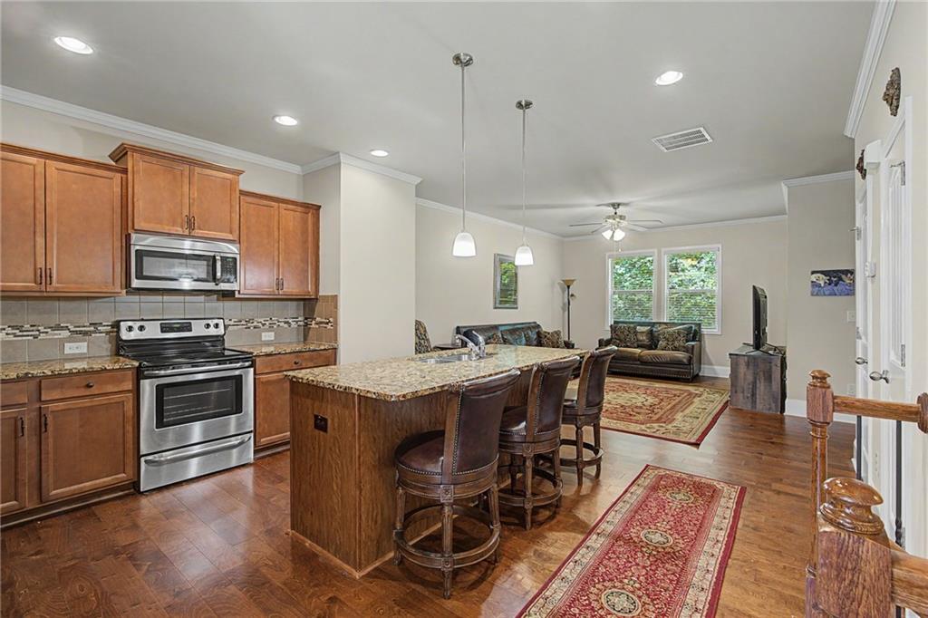 2168 Mission View Drive Property Photo 8