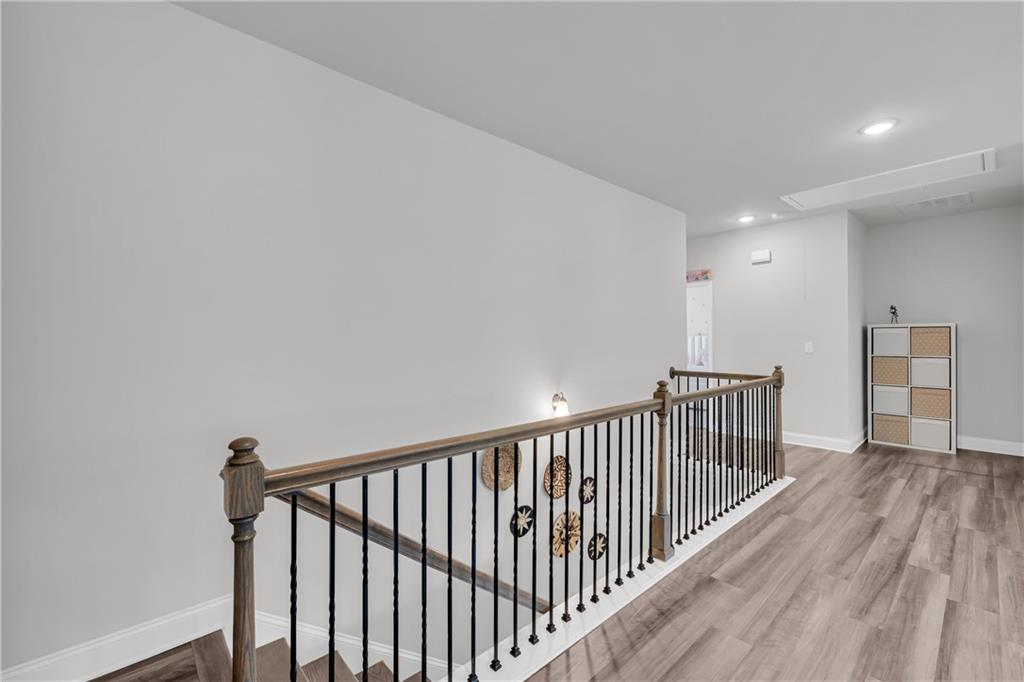3300 Deaton Trail Property Photo 28