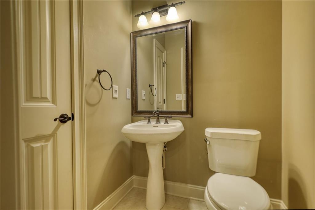 360 Wyldewoode Dr Property Photo 26