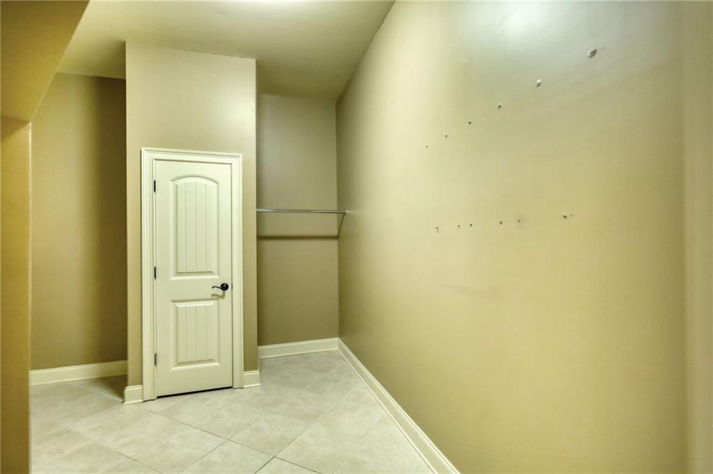 360 Wyldewoode Dr Property Photo 28