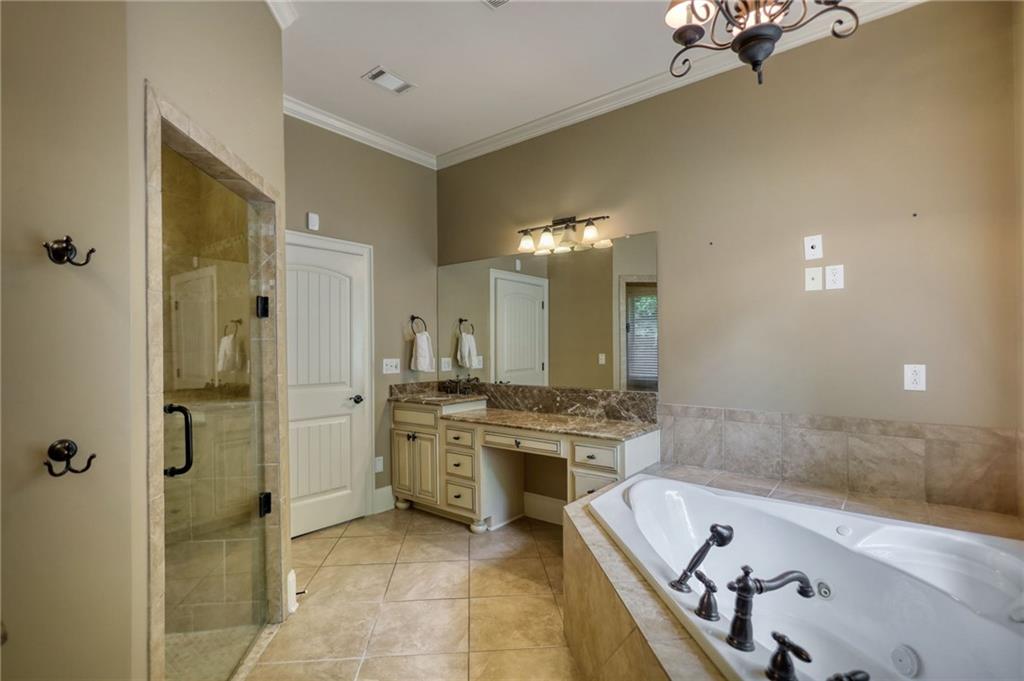 360 Wyldewoode Dr Property Photo 36
