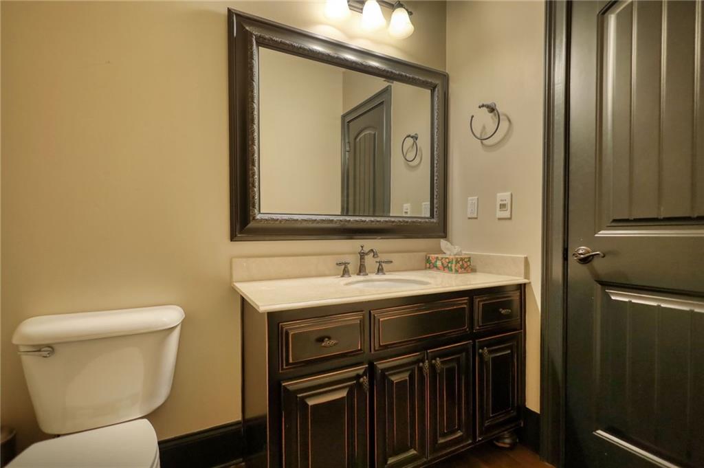 360 Wyldewoode Dr Property Photo 43