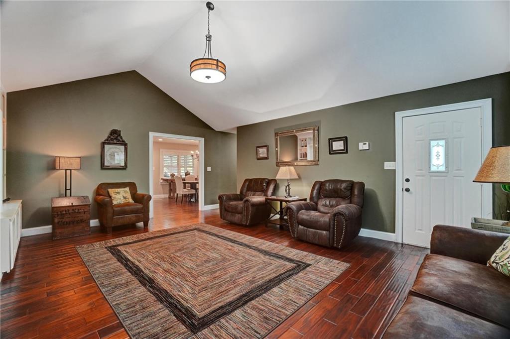3120 Dallas Acworth Highway Property Photo 8