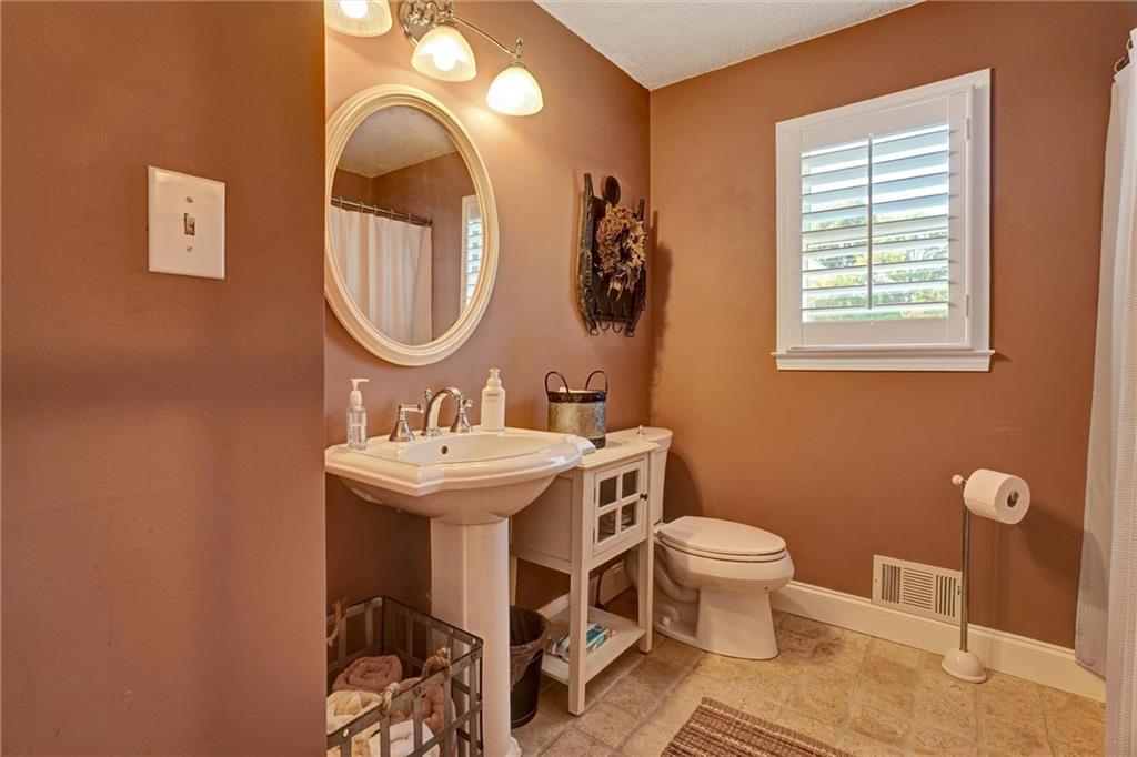 3120 Dallas Acworth Highway Property Photo 27