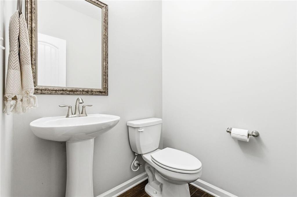 525 Coral Property Photo 9
