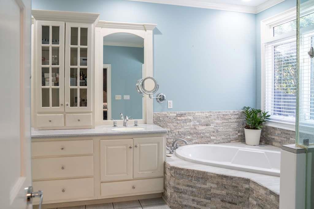 21 River Pine Drive Property Photo 18
