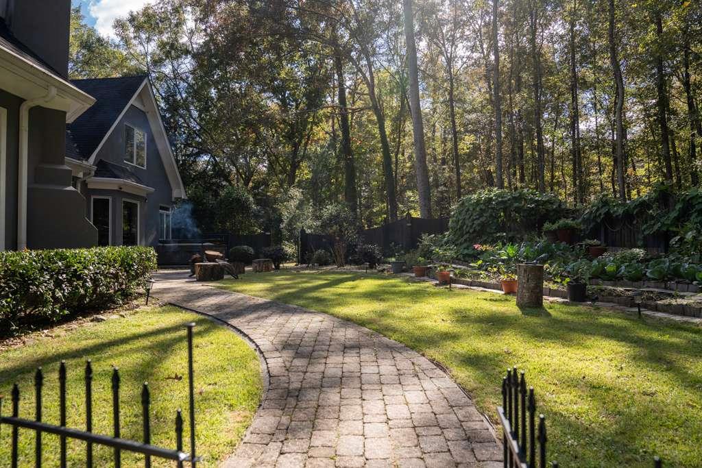 21 River Pine Drive Property Photo 46